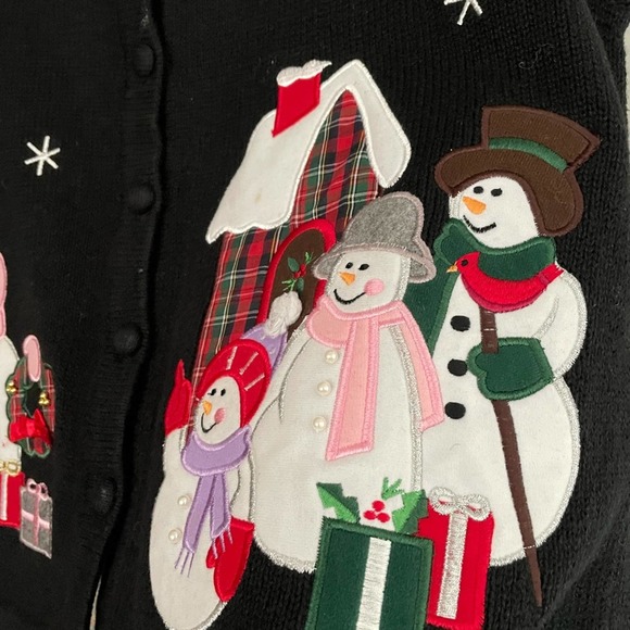 Bechamel holiday appliqué button up vest - Picture 4 of 8